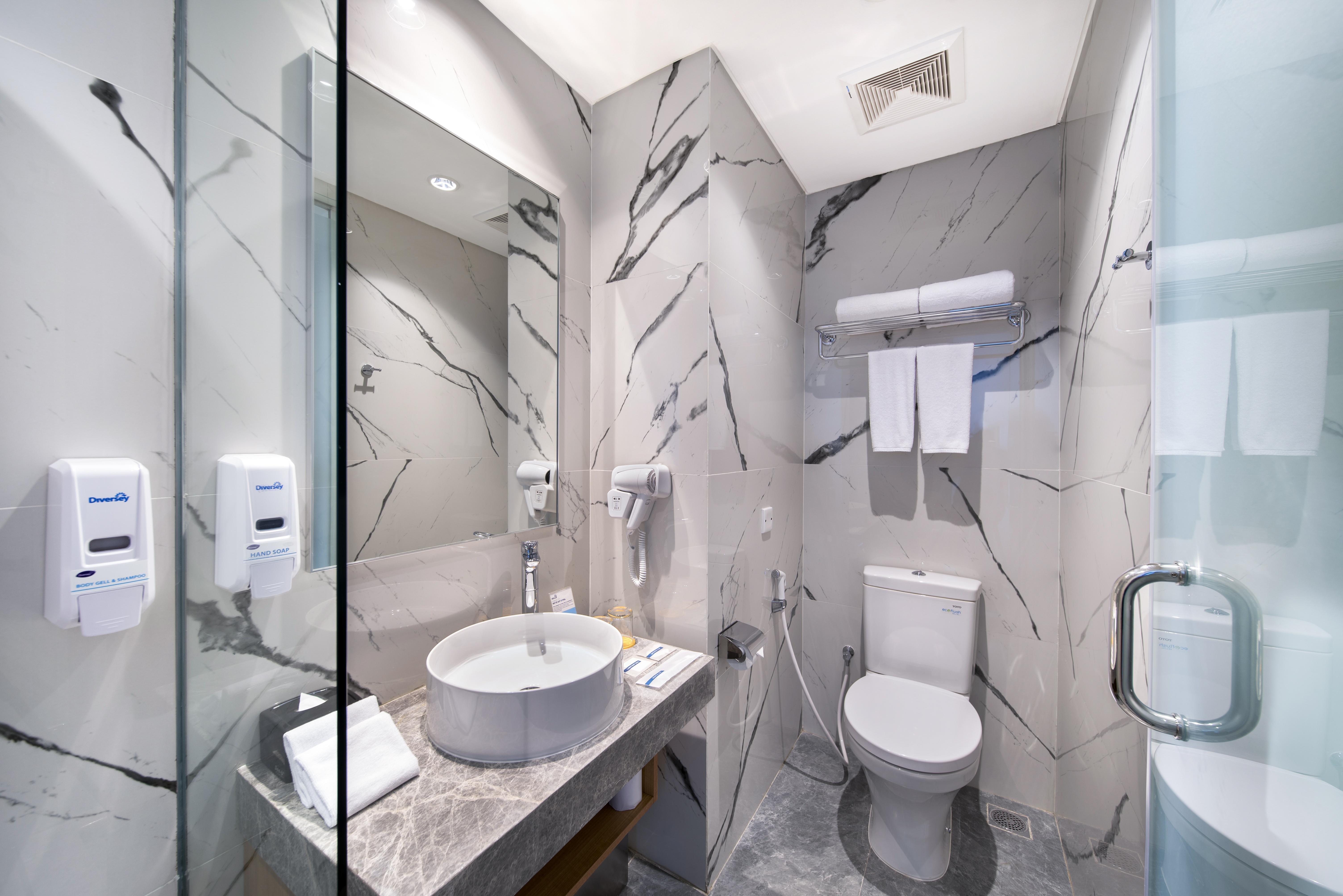 Holiday Inn Express Jakarta Matraman By Ihg Eksteriør billede