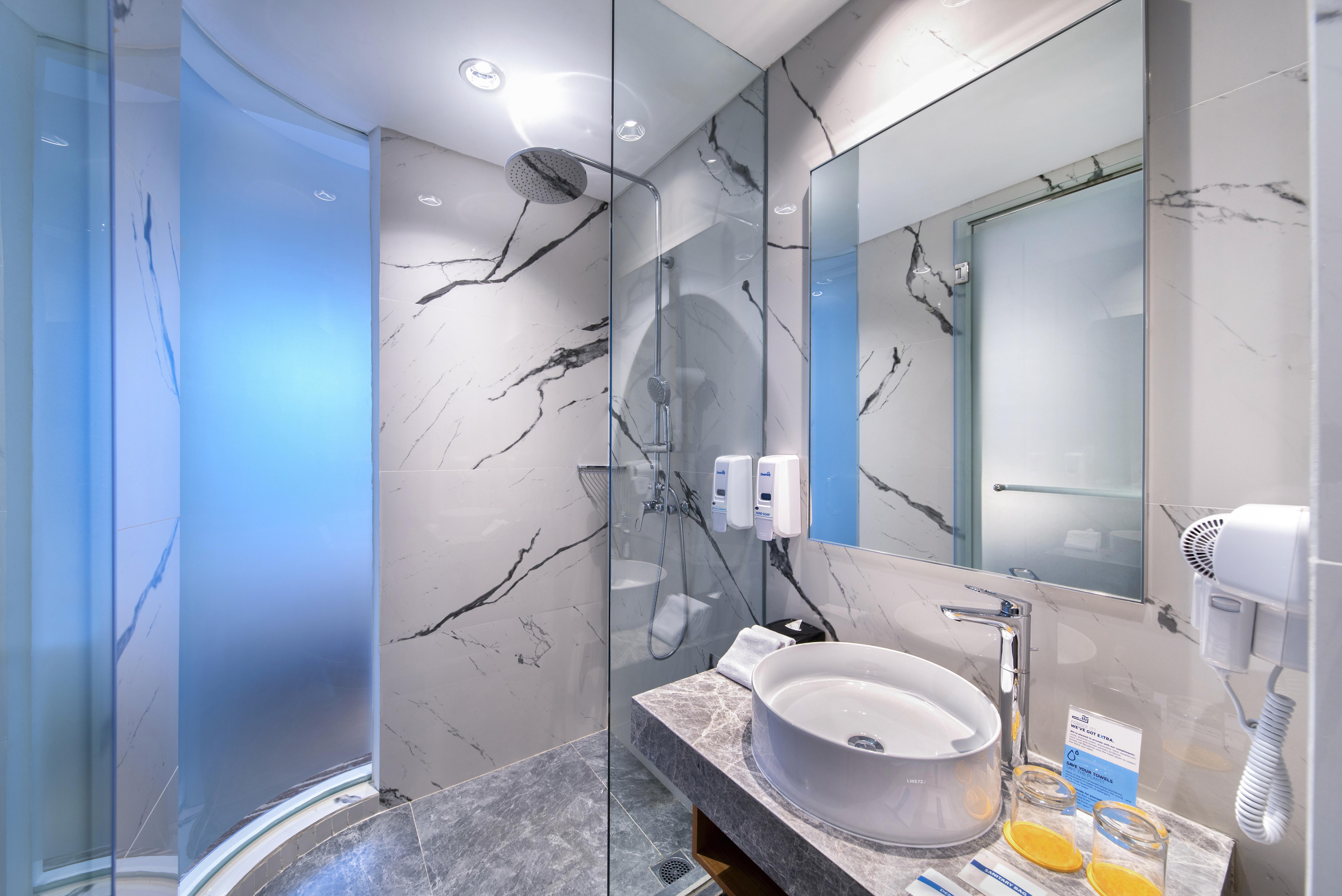 Holiday Inn Express Jakarta Matraman By Ihg Eksteriør billede
