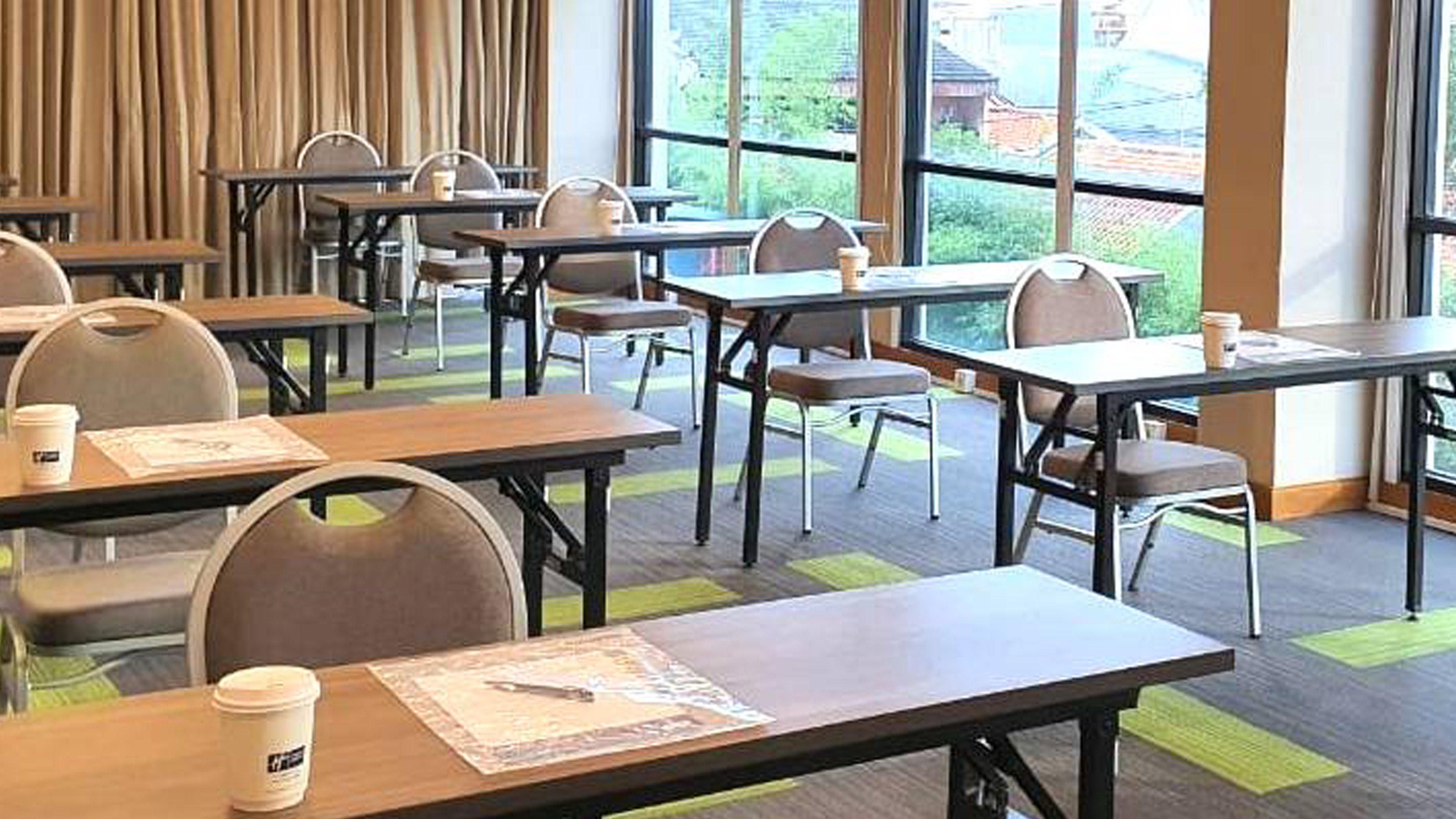 Holiday Inn Express Jakarta Matraman By Ihg Eksteriør billede