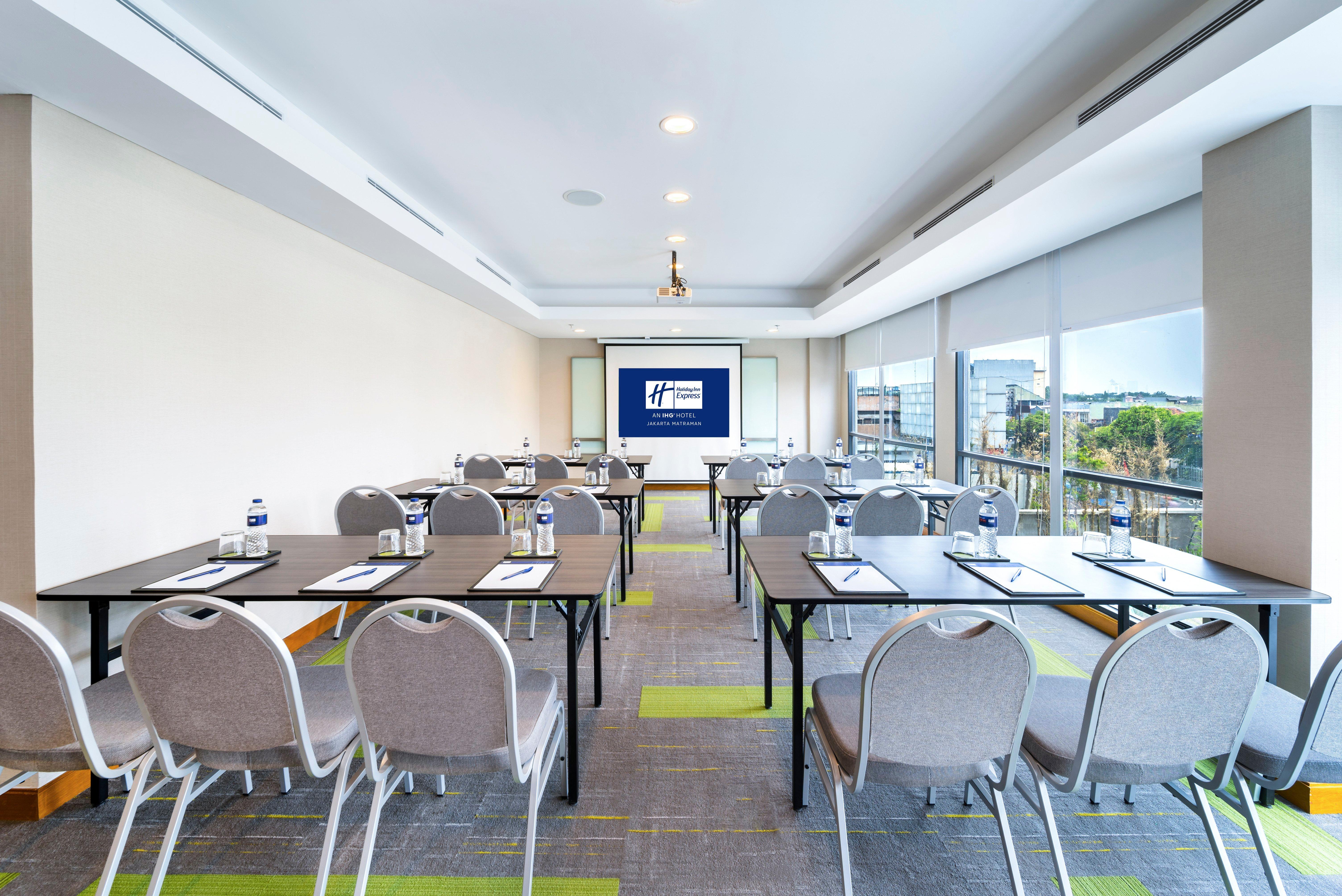 Holiday Inn Express Jakarta Matraman By Ihg Eksteriør billede