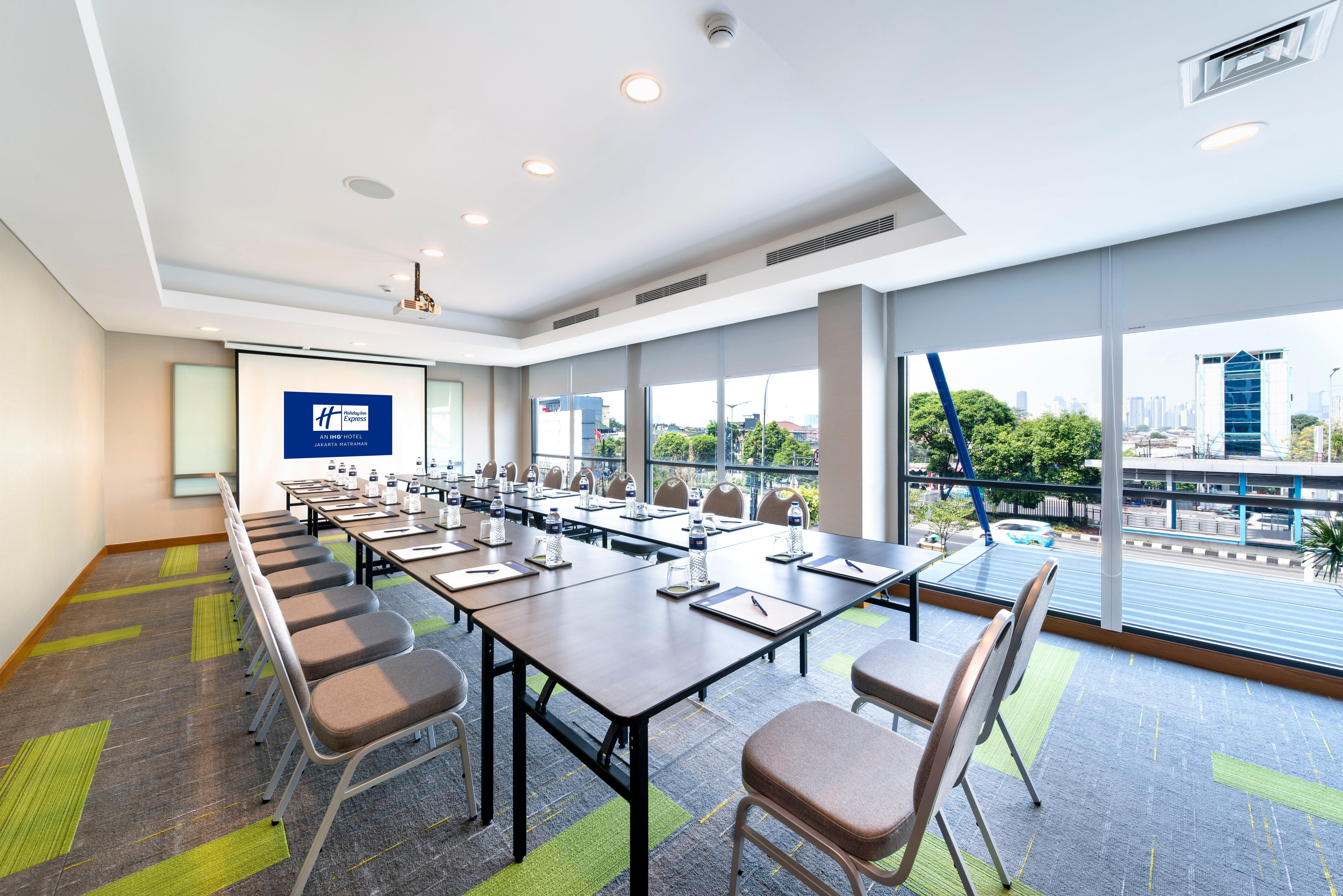 Holiday Inn Express Jakarta Matraman By Ihg Eksteriør billede